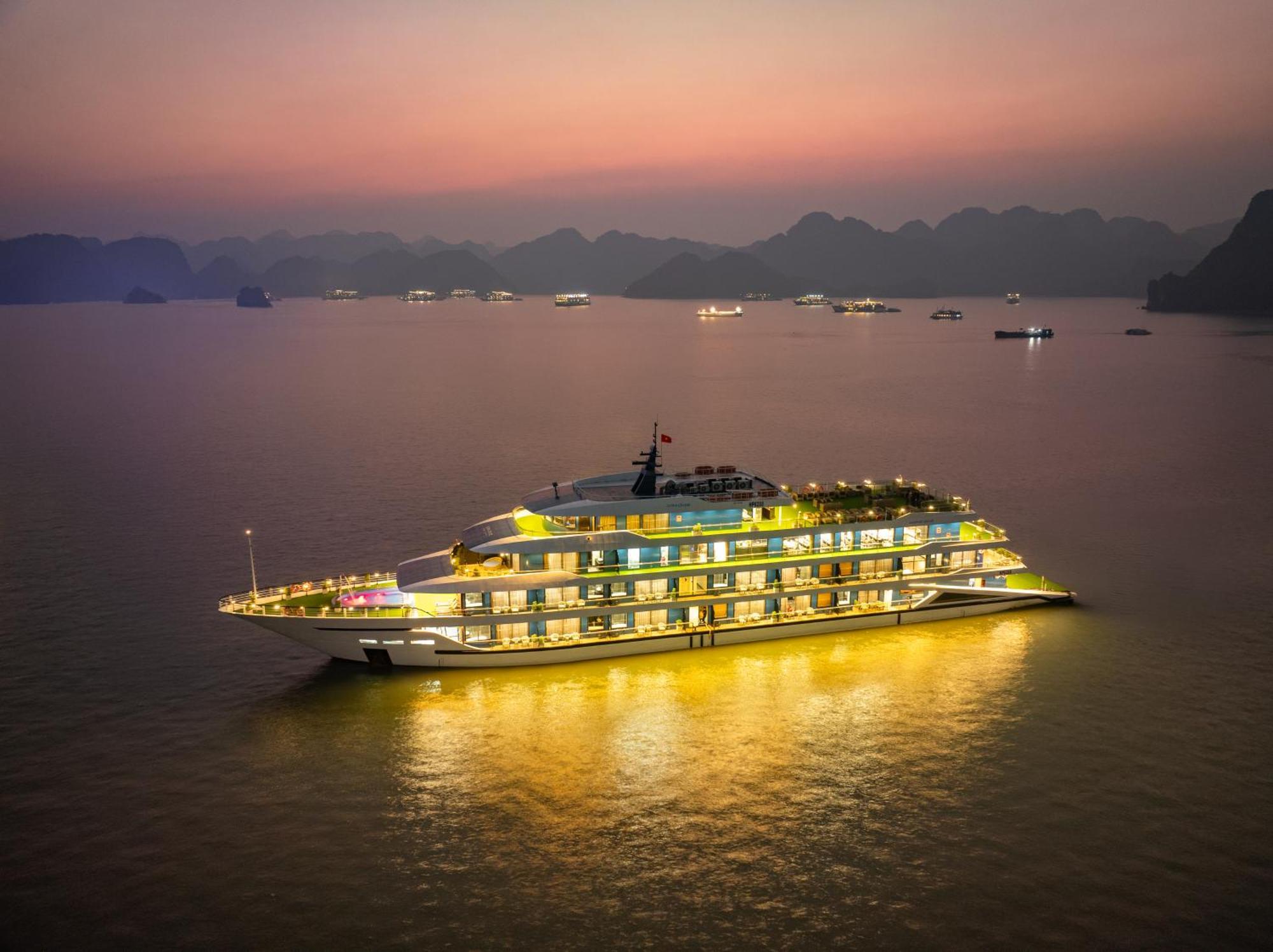 Hotel M'Gloria Cruise By Hag Ha Long Exterior foto